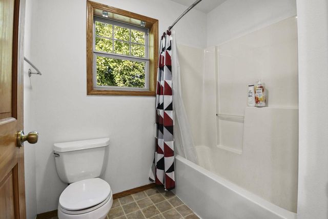 1233 Velvet Leaf Drive, Madison, WI 53719