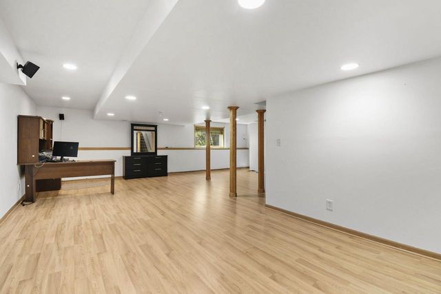1233 Velvet Leaf Drive, Madison, WI 53719