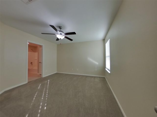 821 Painted Bison Drive, La Marque, TX 77568