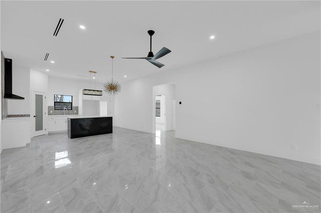 2109 Mauve Drive, Mission, TX 78572