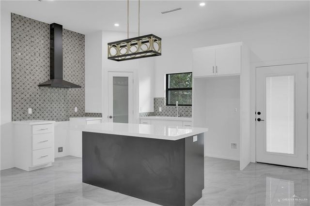 2109 Mauve Drive, Mission, TX 78572