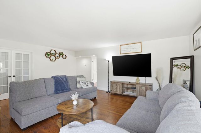 7460 Miller Avenue, Gilroy, CA 95020