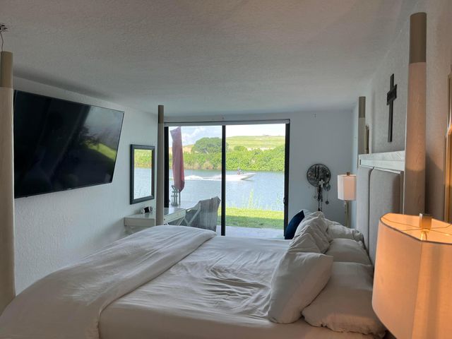 4491 Crystal Lake Drive 108a, Deerfield Beach, FL 33064