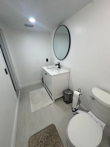 4491 Crystal Lake Drive 108a, Deerfield Beach, FL 33064