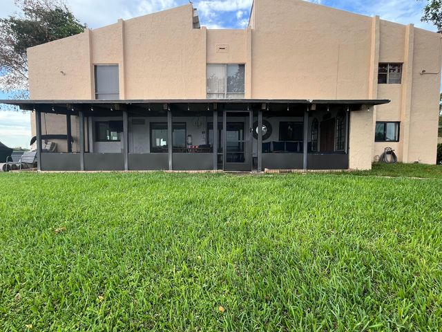 4491 Crystal Lake Drive 108a, Deerfield Beach, FL 33064