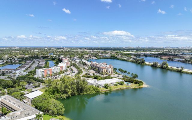 4491 Crystal Lake Drive 108a, Deerfield Beach, FL 33064