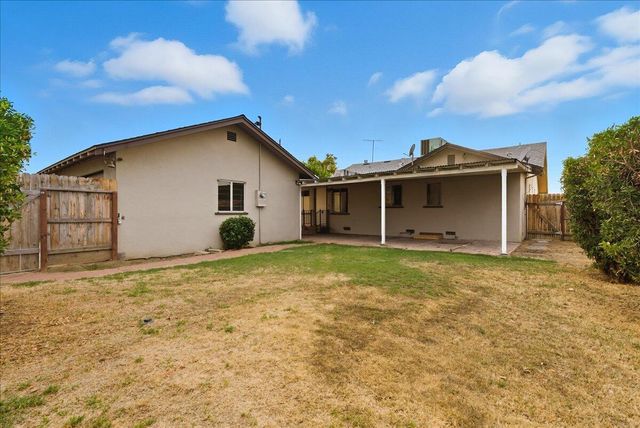 407 Channing Way, Exeter, CA 93221