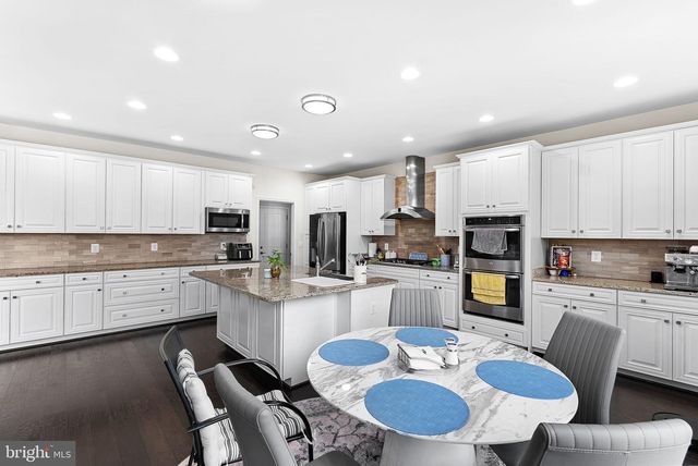 1010 THEMIS ST SE, Leesburg, VA 20175