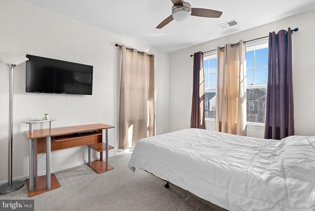 1010 THEMIS ST SE, Leesburg, VA 20175