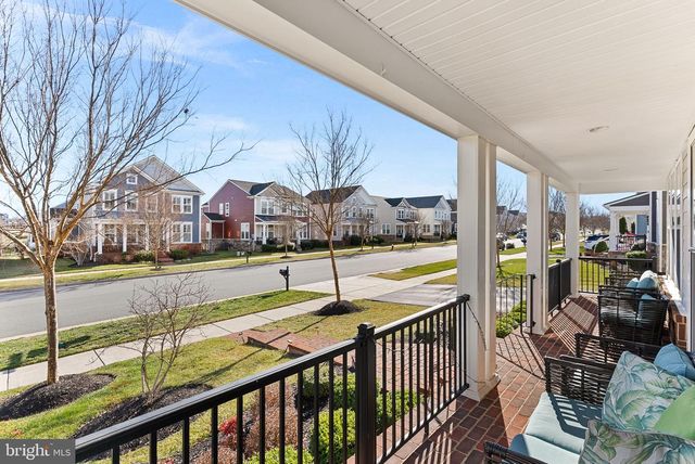 1010 THEMIS ST SE, Leesburg, VA 20175