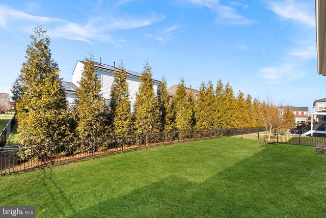 1010 THEMIS ST SE, Leesburg, VA 20175