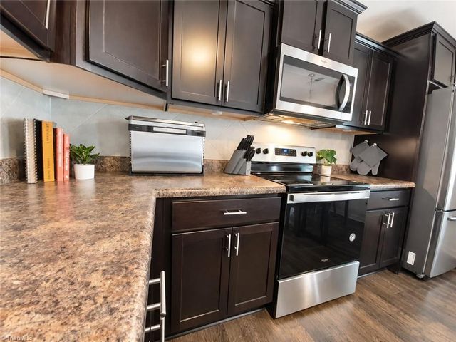 1089 Bitting Hall Circle, Rural Hall, NC 27045