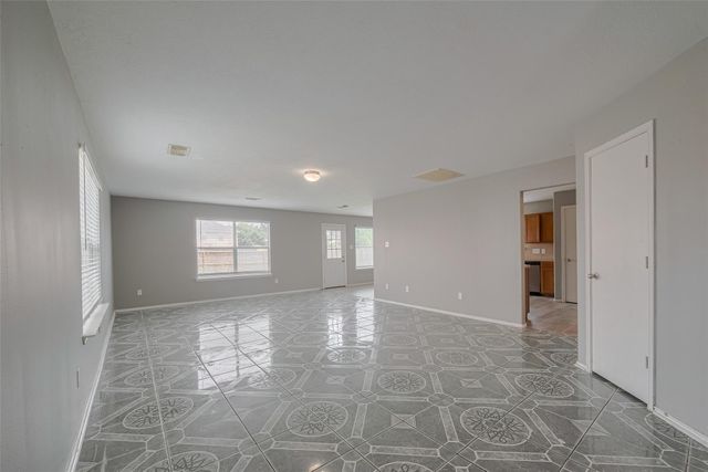 9926 Myrtle Field Lane, Houston, TX 77044