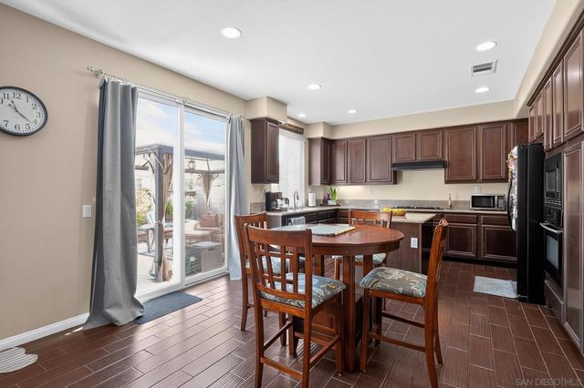 21516 Coral Rock Lane, Wildomar, CA 92595