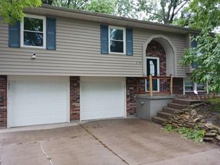 2912 Iva Drive, Independence, MO 64057