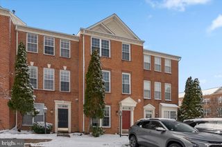 13133 PARK CRESCENT CIR, Herndon, VA 20171