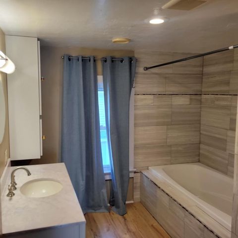 741 S IRWIN AVENUE, Green Bay, WI 54301