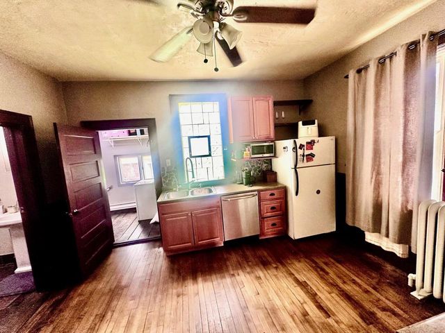 741 S IRWIN AVENUE, Green Bay, WI 54301