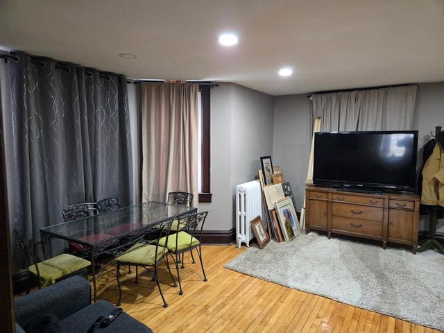 741 S IRWIN AVENUE, Green Bay, WI 54301