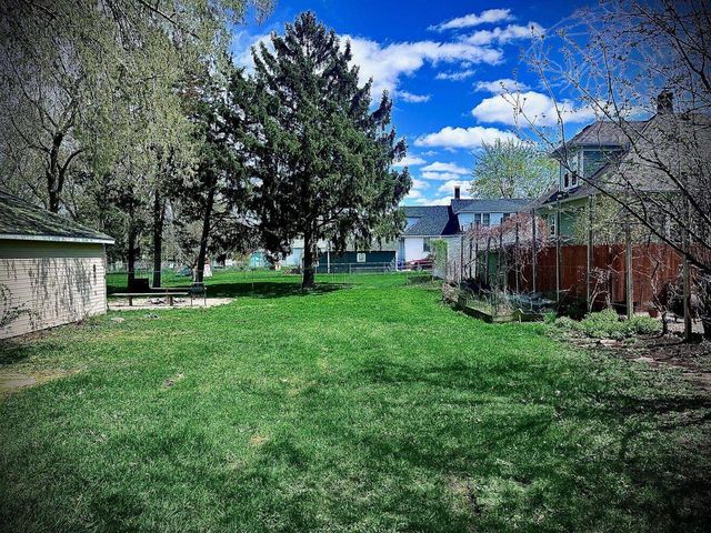 741 S IRWIN AVENUE, Green Bay, WI 54301