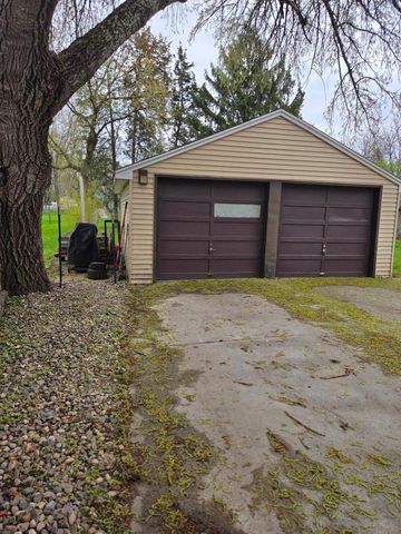 741 S IRWIN AVENUE, Green Bay, WI 54301
