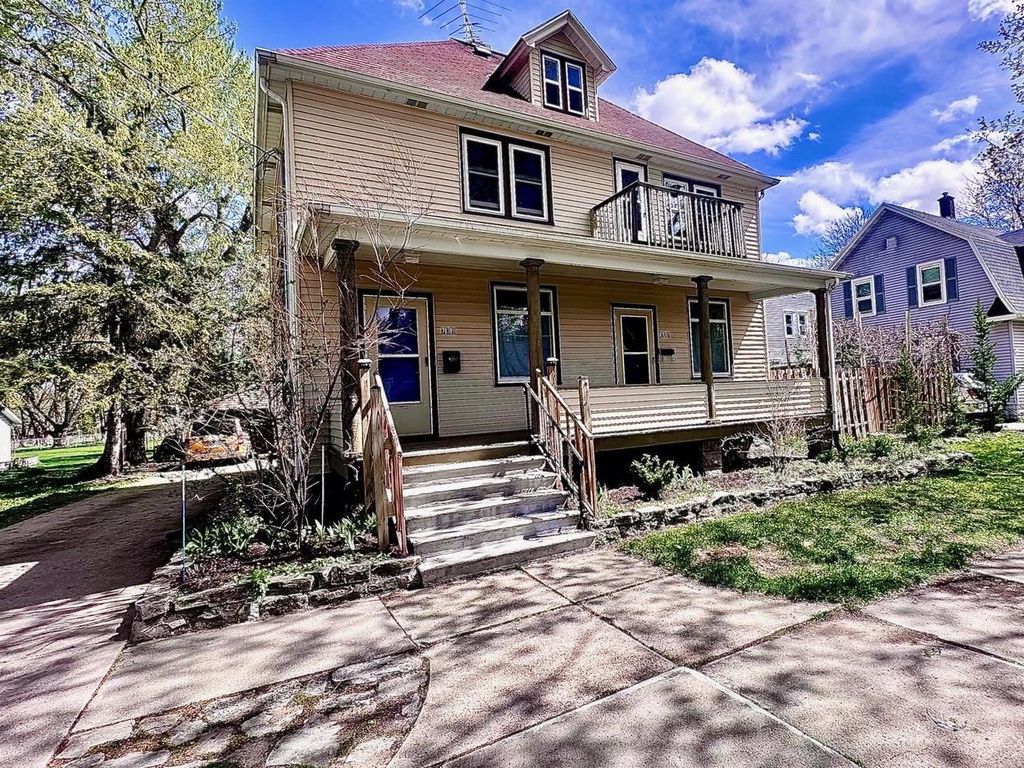 741 S IRWIN AVENUE, Green Bay, WI 54301