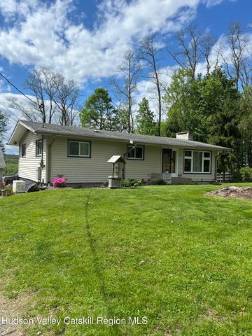 1169 Ny-9j, Stuyvesant, NY 12173