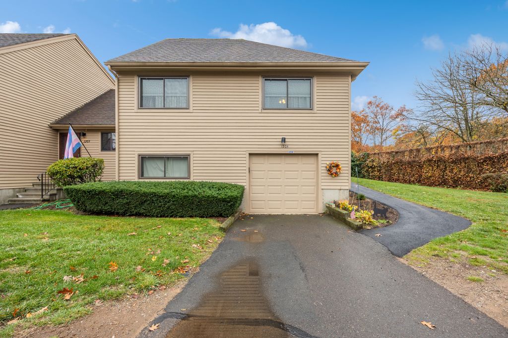 290 Treadwell Street 1204, Hamden, CT 06517