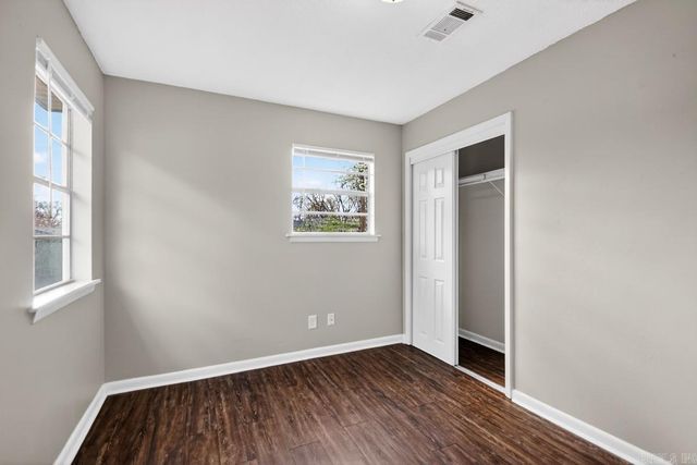 1011 Ferrell Drive, Jacksonville, AR 72076