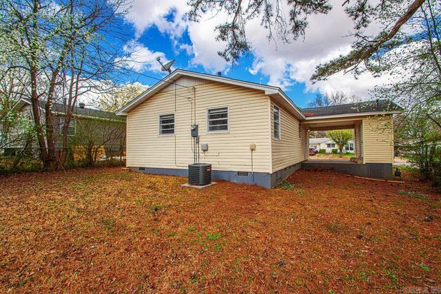 1011 Ferrell Drive, Jacksonville, AR 72076