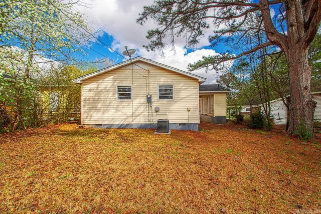 1011 Ferrell Drive, Jacksonville, AR 72076