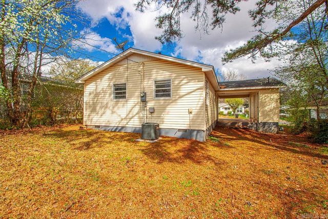 1011 Ferrell Drive, Jacksonville, AR 72076