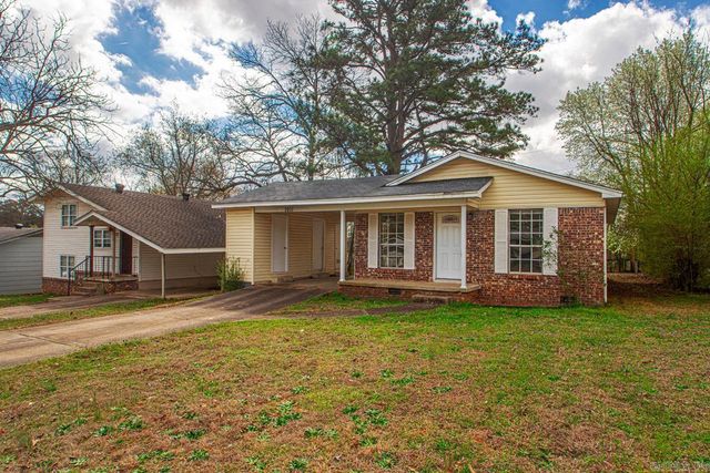 1011 Ferrell Drive, Jacksonville, AR 72076