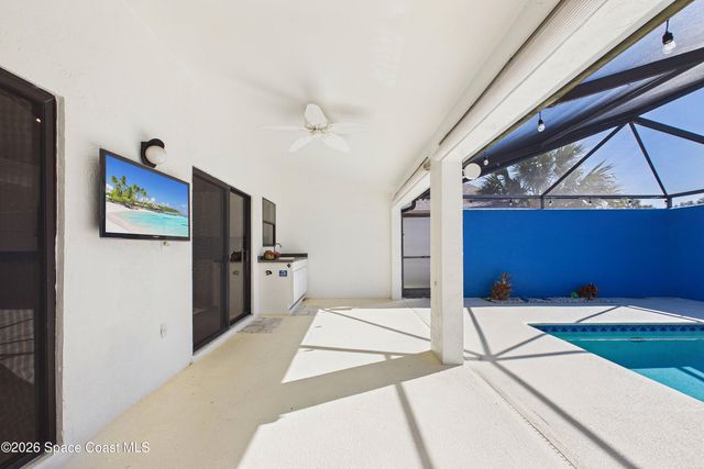 325 Country Walk Street, Melbourne, FL 32940