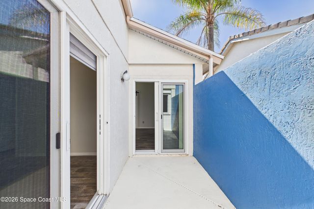 325 Country Walk Street, Melbourne, FL 32940