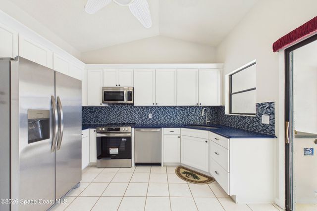 325 Country Walk Street, Melbourne, FL 32940