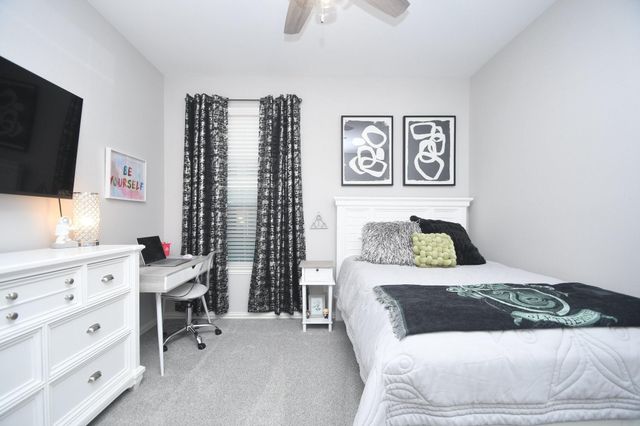 6304 Wood Creek Lane, League City, TX 77573