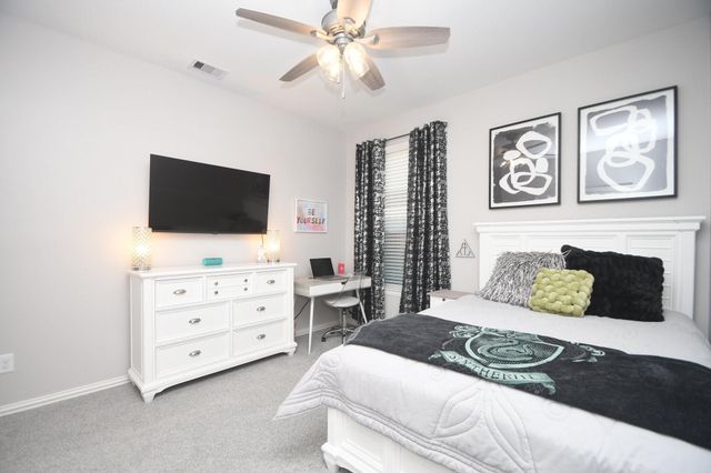 6304 Wood Creek Lane, League City, TX 77573