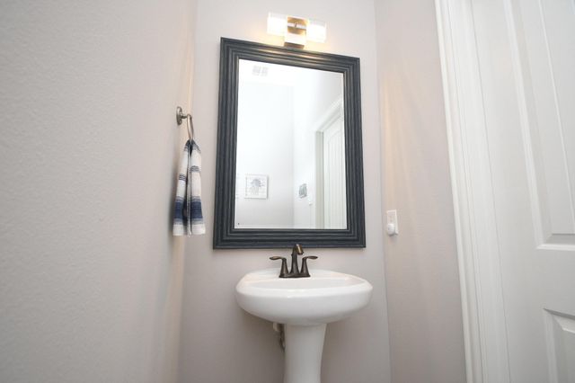 6304 Wood Creek Lane, League City, TX 77573