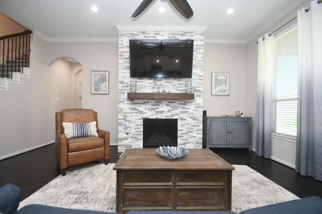 6304 Wood Creek Lane, League City, TX 77573