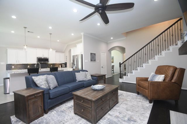 6304 Wood Creek Lane, League City, TX 77573