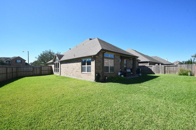 6304 Wood Creek Lane, League City, TX 77573