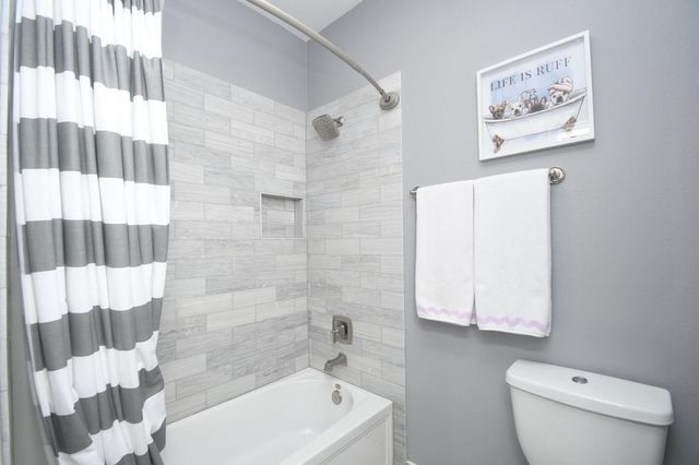 6304 Wood Creek Lane, League City, TX 77573