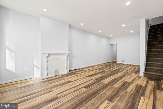 2139 N 10TH ST, Philadelphia, PA 19122