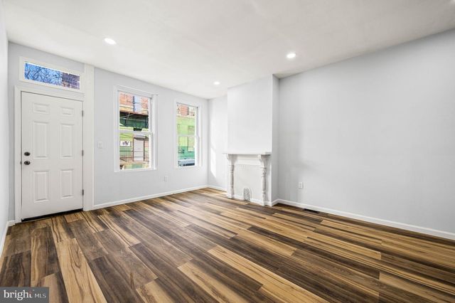 2139 N 10TH ST, Philadelphia, PA 19122