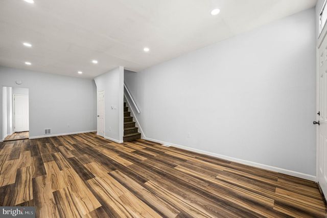 2139 N 10TH ST, Philadelphia, PA 19122