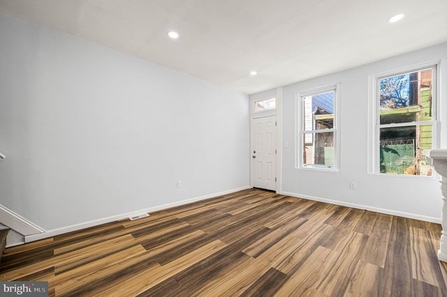 2139 N 10TH ST, Philadelphia, PA 19122