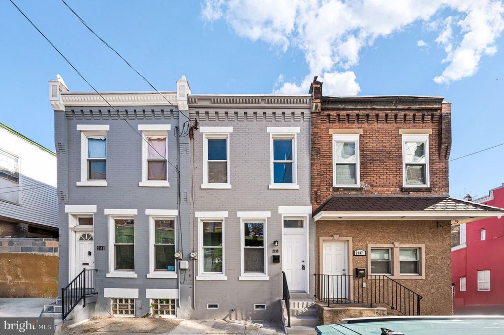 2139 N 10TH ST, Philadelphia, PA 19122