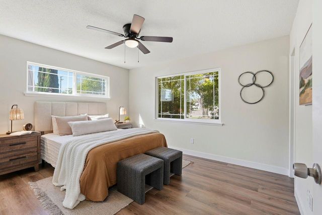 8200 Zenith Dr, Citrus Heights, CA 95621