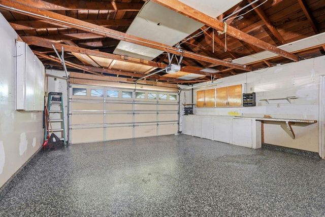 8200 Zenith Dr, Citrus Heights, CA 95621